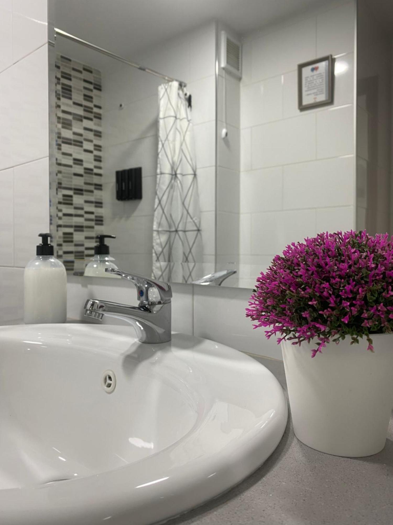 Apartamento Almenas Ecija Bagian luar foto