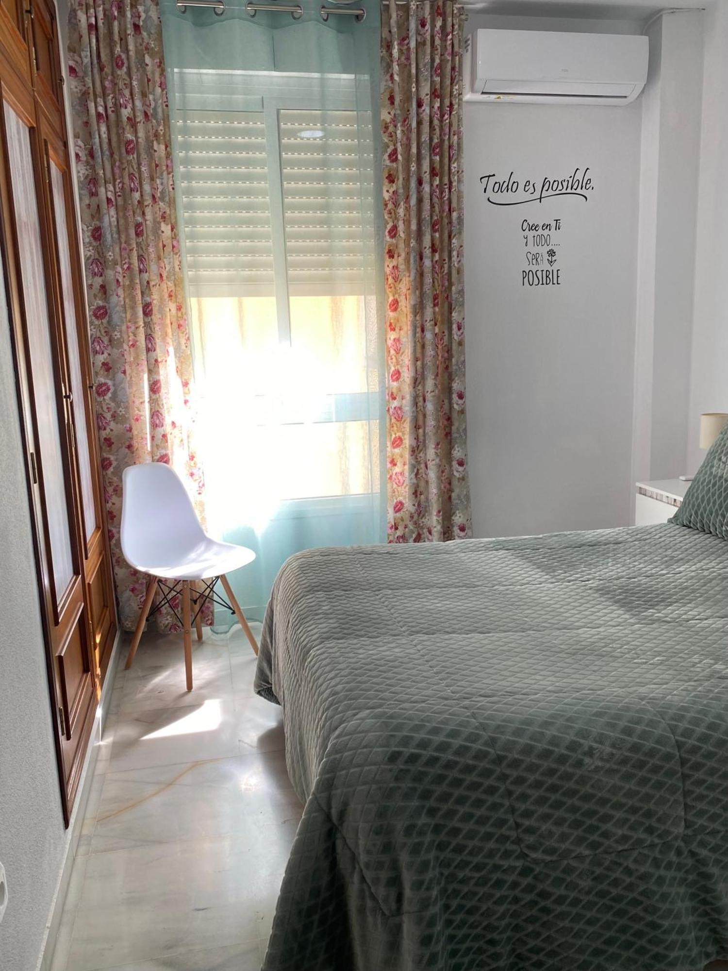 Apartamento Almenas Ecija Bagian luar foto